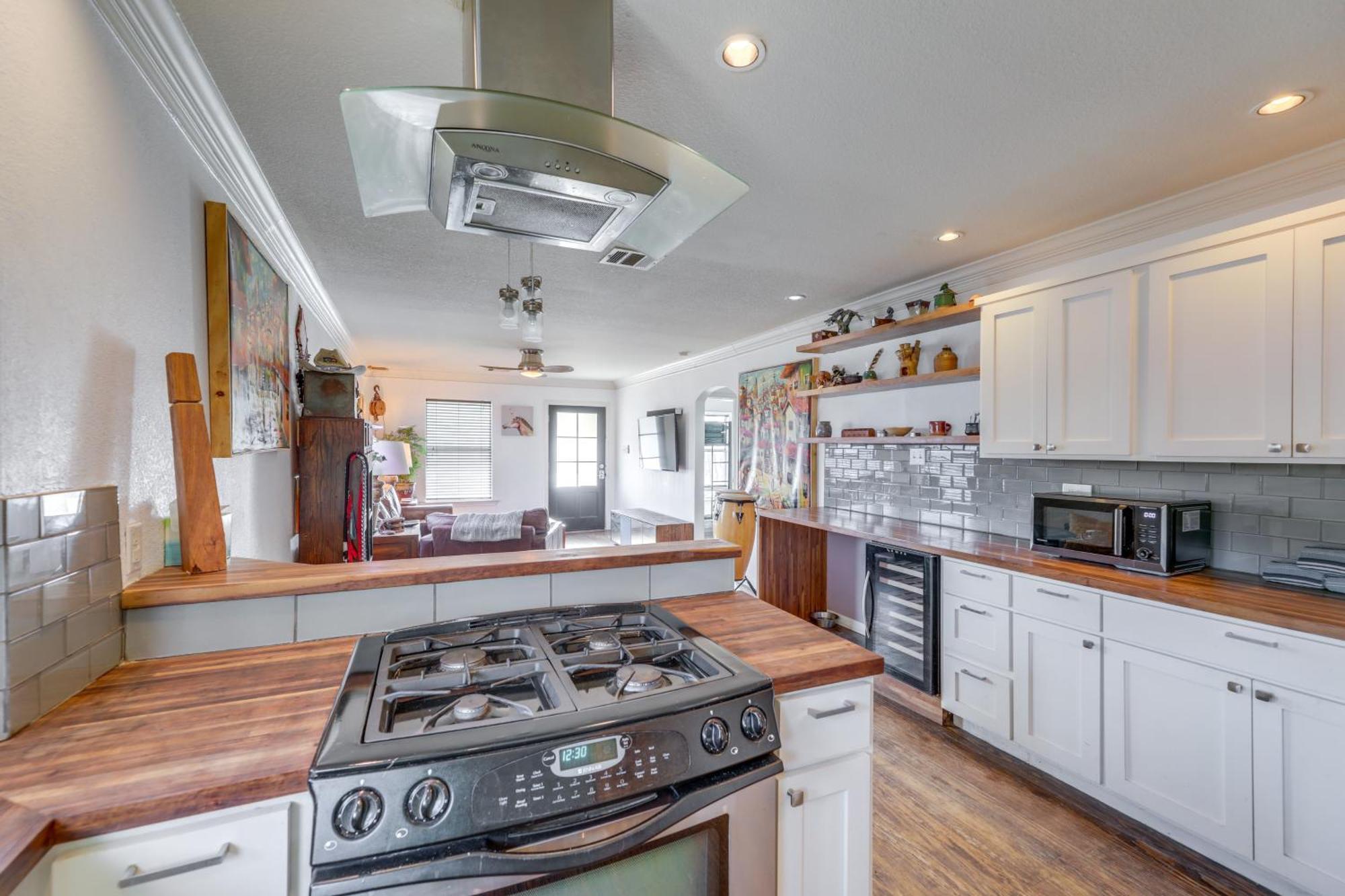 Pet-Friendly Austin Home With Private Yard And Deck! Bagian luar foto